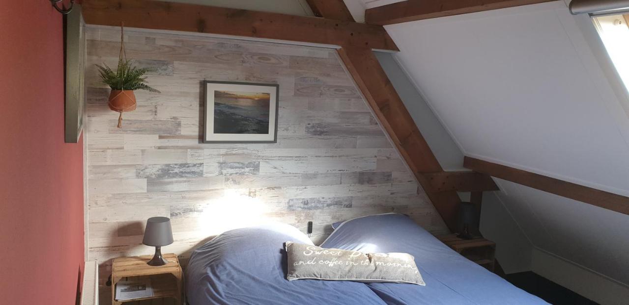 Tweepersoonskamer met 2 Aparte Bedden
